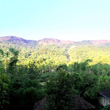 Prashanti Resort Madikeri Exteriör bild