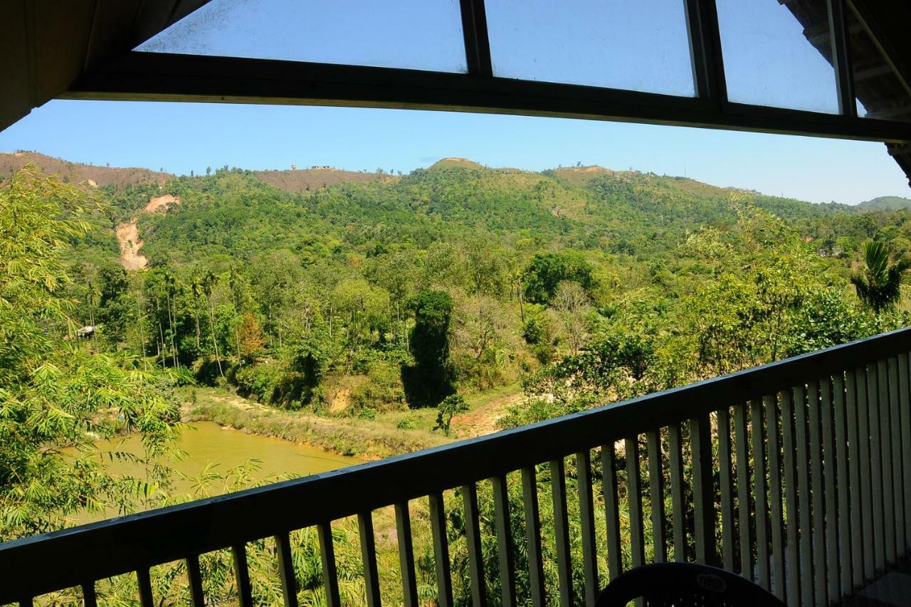 Prashanti Resort Madikeri Exteriör bild